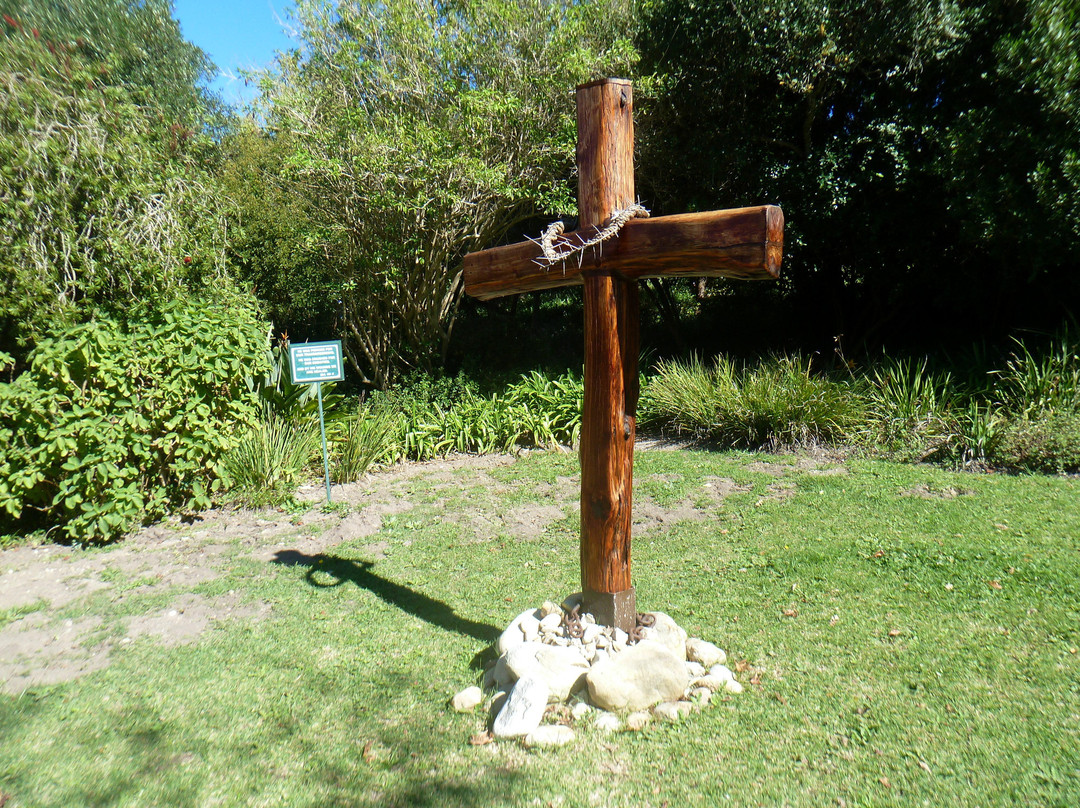Holy Trinity Church-克尼斯纳必去景点