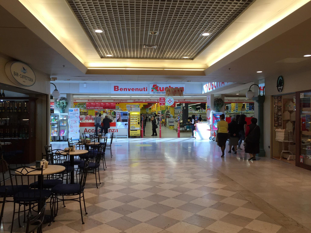 Centro Commerciale Olbia Mare-奥尔比亚必去景点