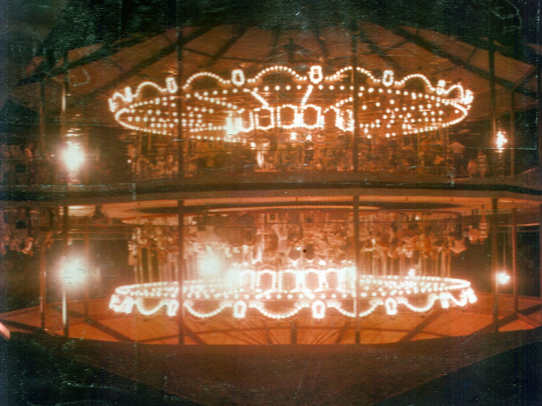 Rossville旅游景点-Lake Winnie Amusement Park