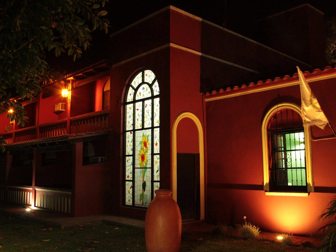 General Guemes酒店住宿-Hotel Los Arcos