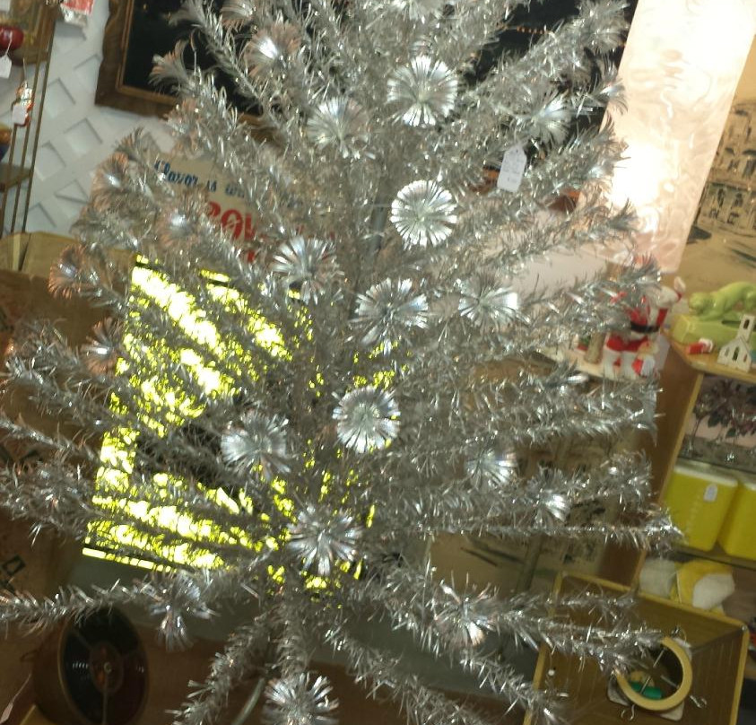 Jackson Square Mall-拉格兰奇必去景点