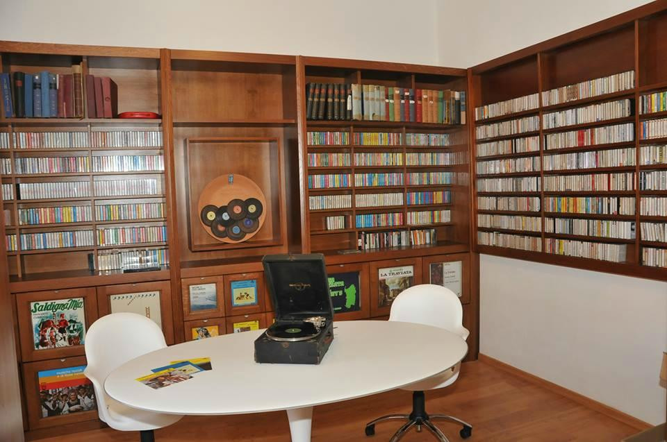 Archivio Mario Cervo-奥尔比亚必去景点