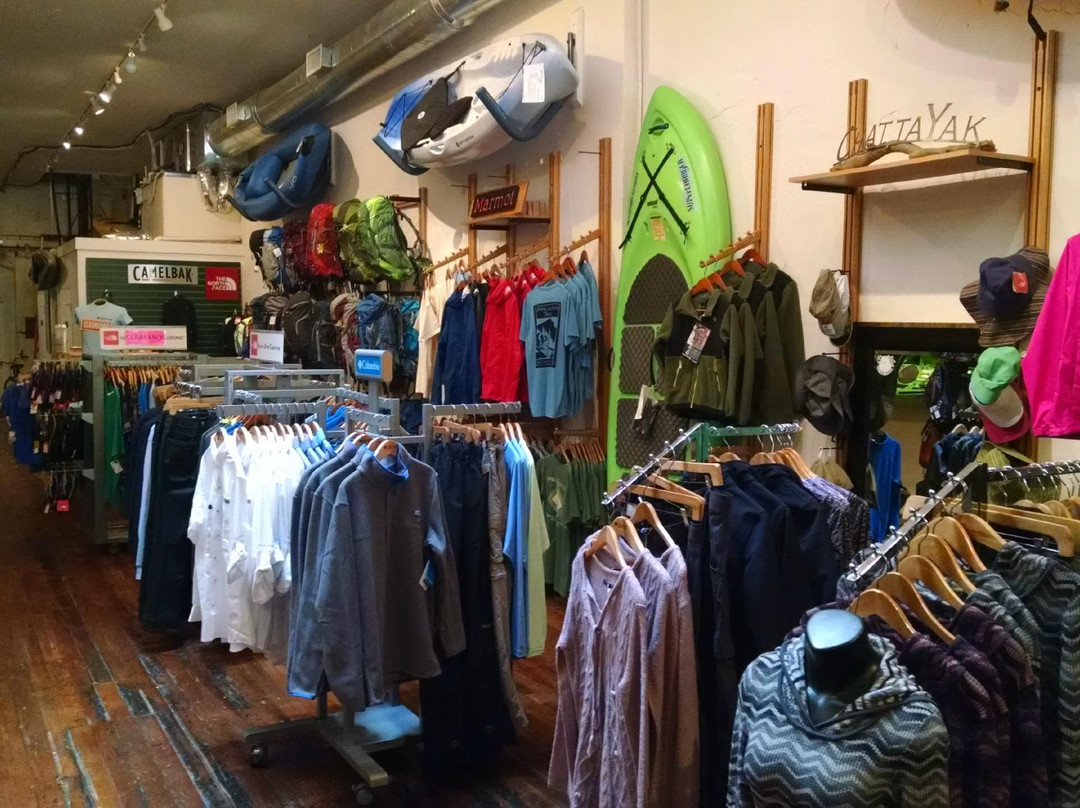 Outside World Outfitters-哥伦布必去景点