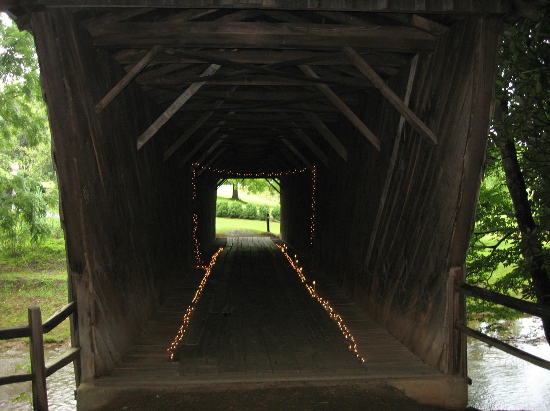 Bob White Covered Bridge景点图片