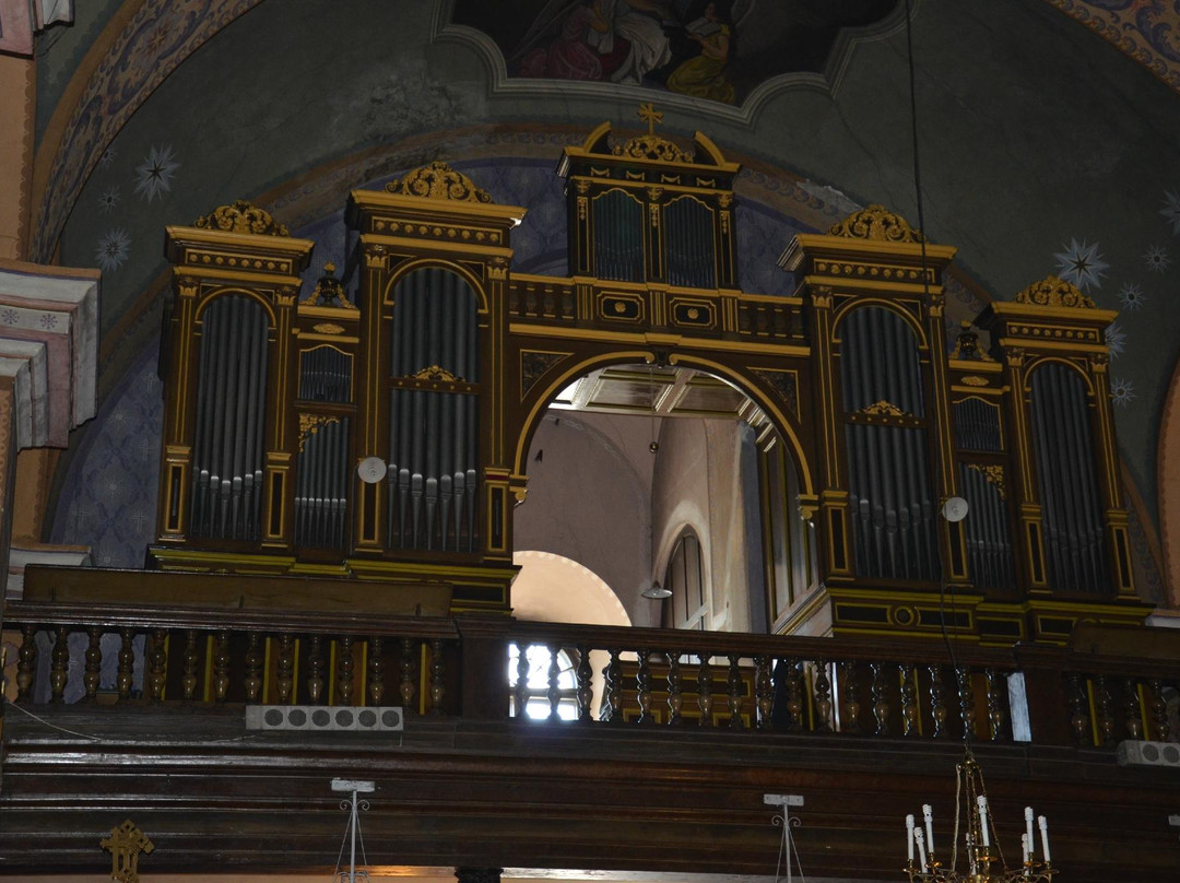 Cross Exaltation Cathedral-Chernivtsi必去景点