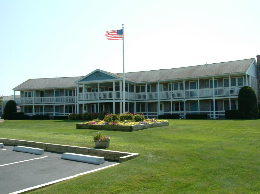 Colonial Acres Resort