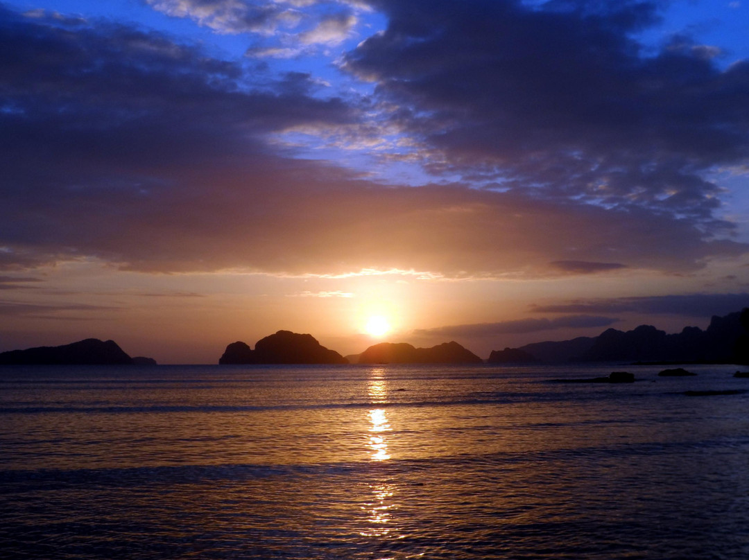 Marimegmeg Beach景点图片