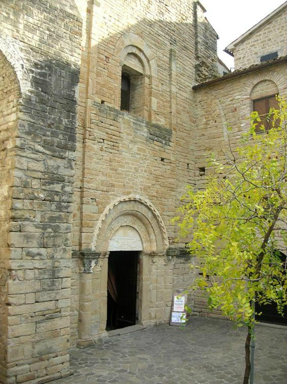 Abbazia di Sant'Elena-Serra San Quirico必去景点