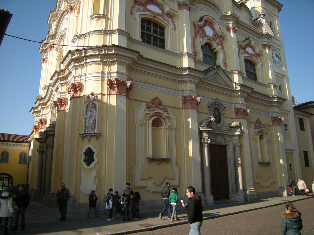 Chiesa della Santissima Trinita'-克雷马必去景点