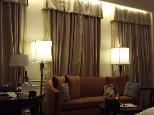 上海和平饭店主图