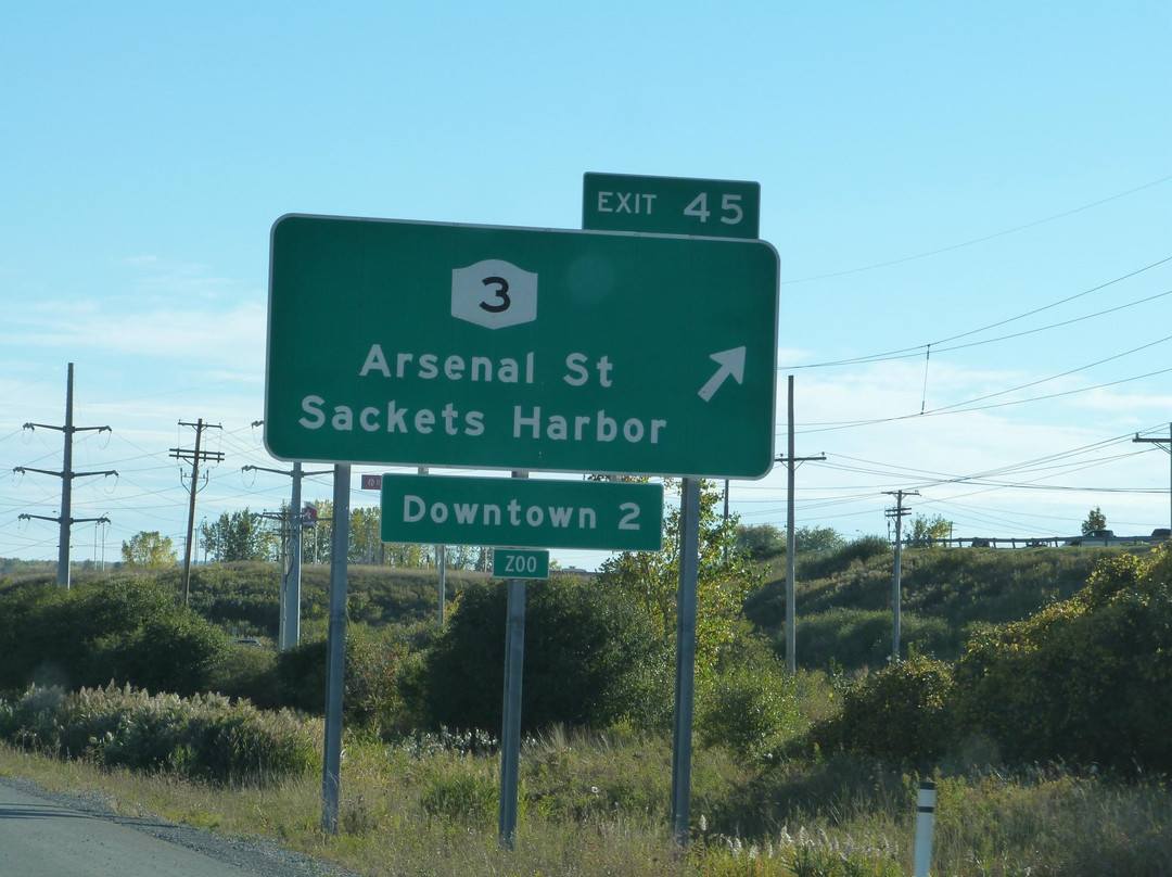 Salmon Run Mall-Watertown必去景点