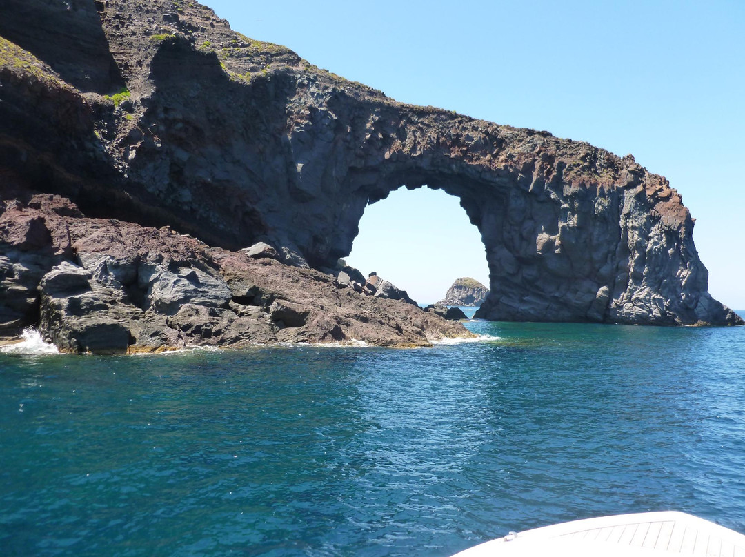 Arianna Escursioni Alle Isole Eolie-利帕里必去景点