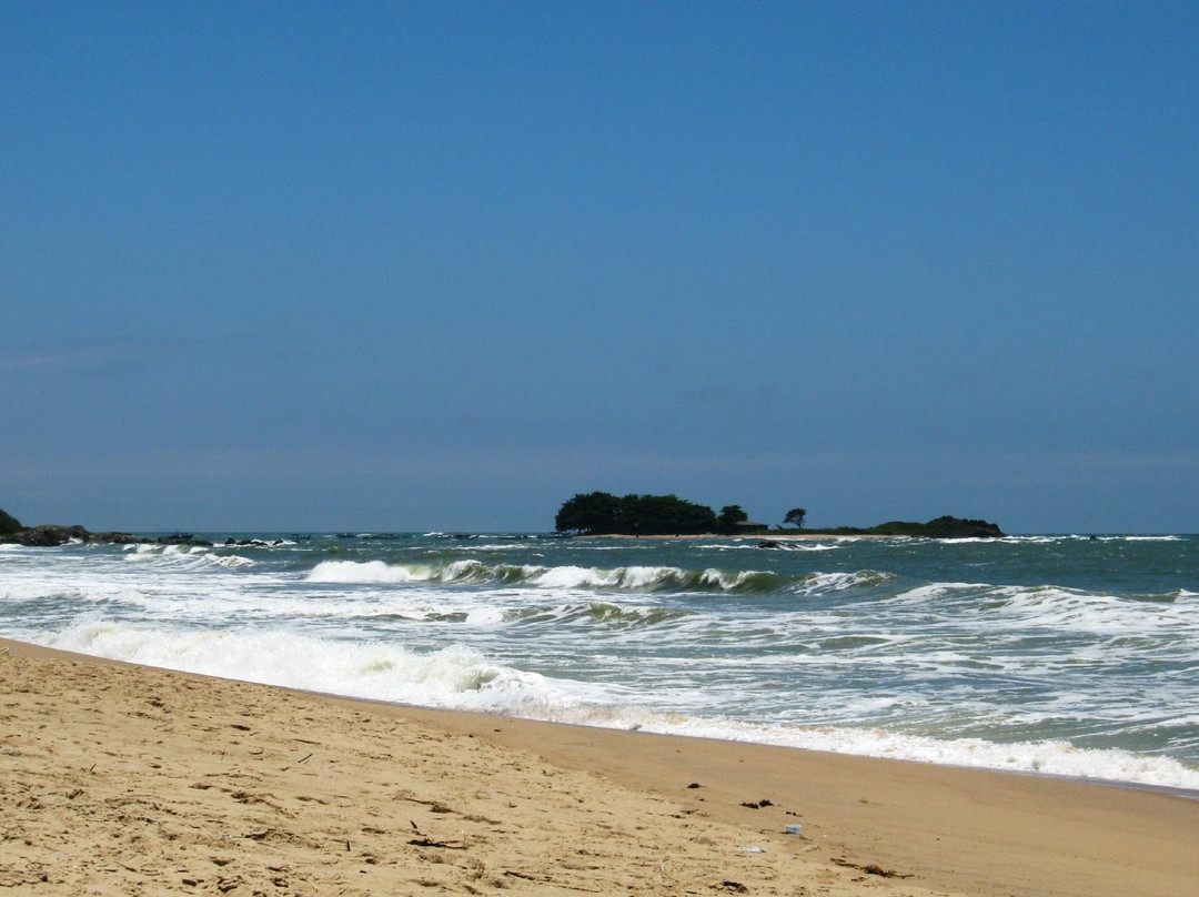 Praia Itajuba景点图片