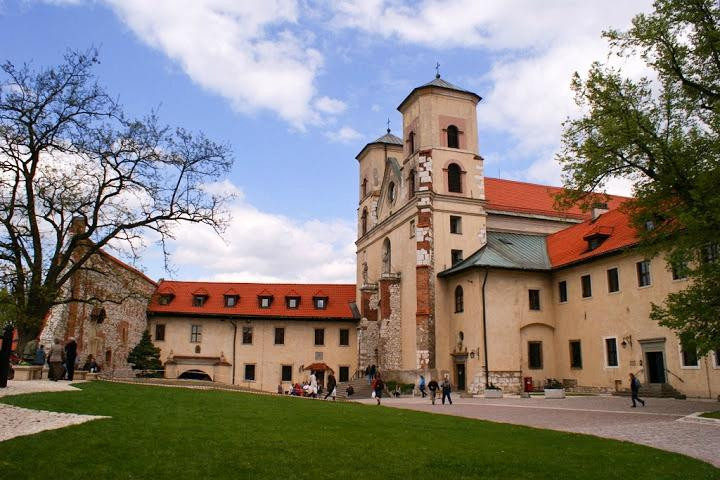Benedictine Abbey of Tyniec景点图片