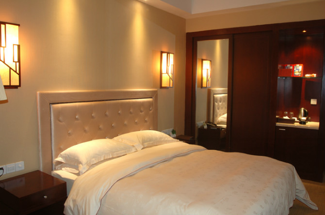 天尊国际大酒店主图