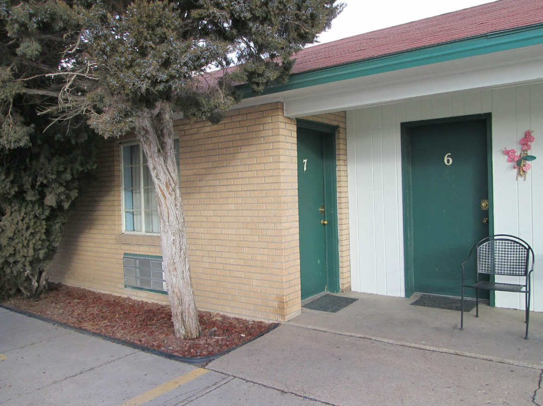 Budget Host Moon Mist Hotel主图