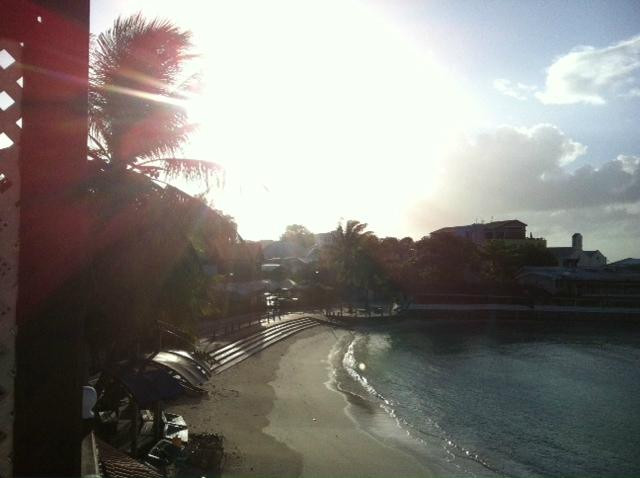 Little Bay Hotel主图