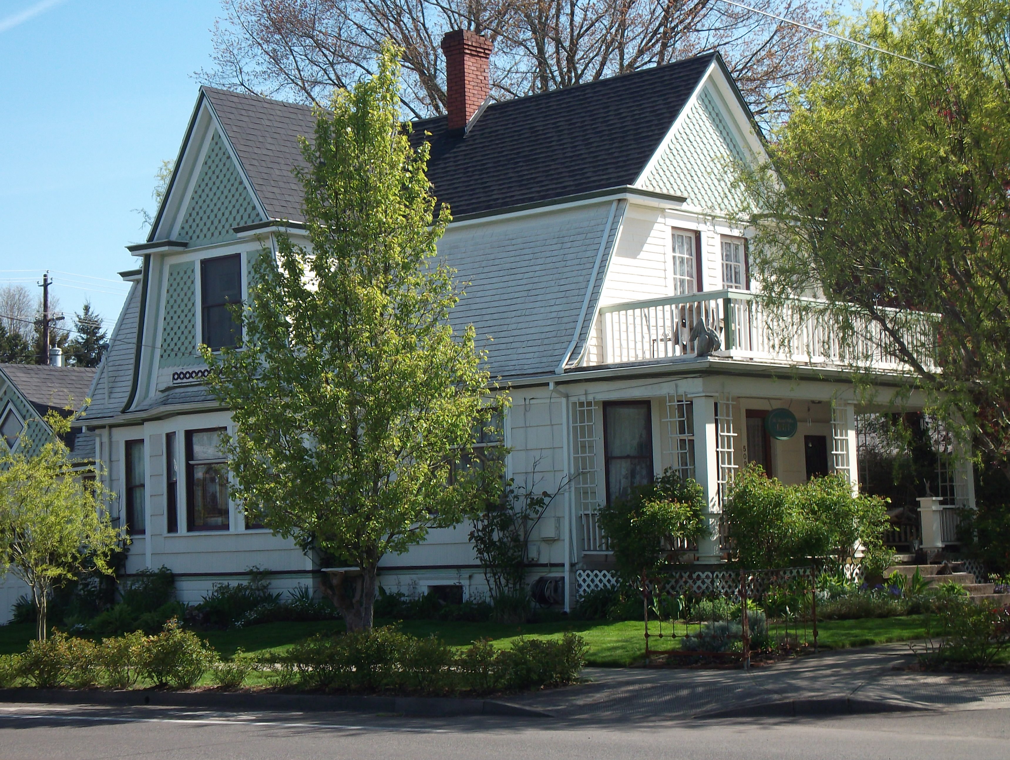 Twisted Willow Inn-官方