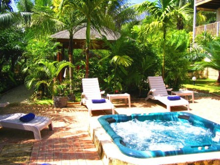 Mango Tree Lodge