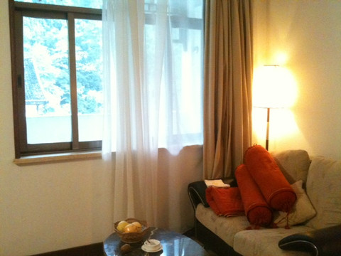 桂冠国际酒店主图