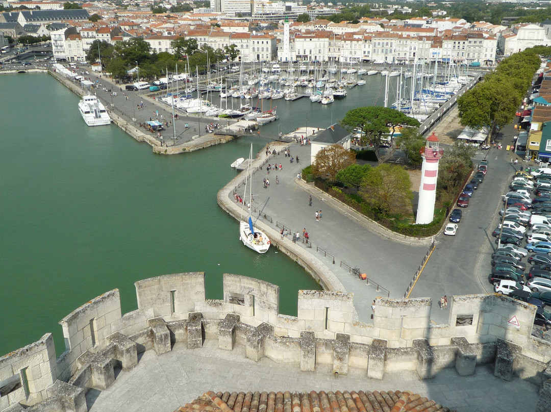 Towers of La Rochelle-拉罗谢尔必去景点