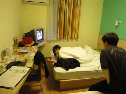 7天重庆第三军医大大坪医院店主图