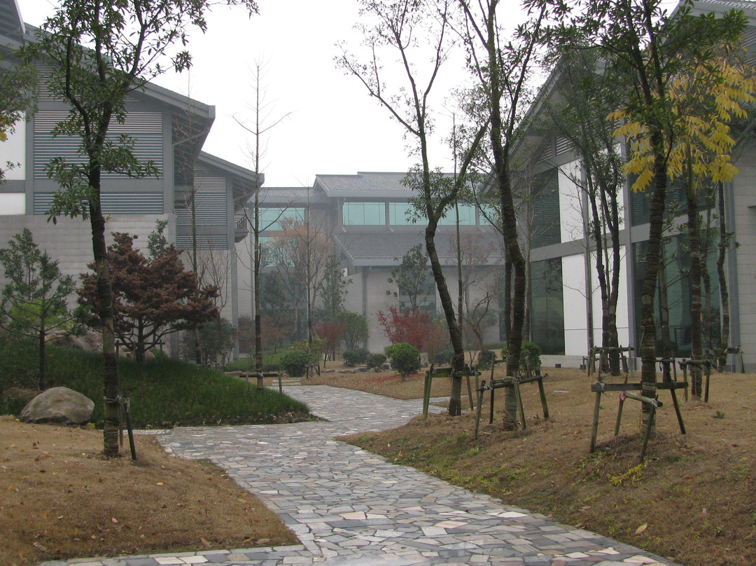 鉴湖大酒店主图