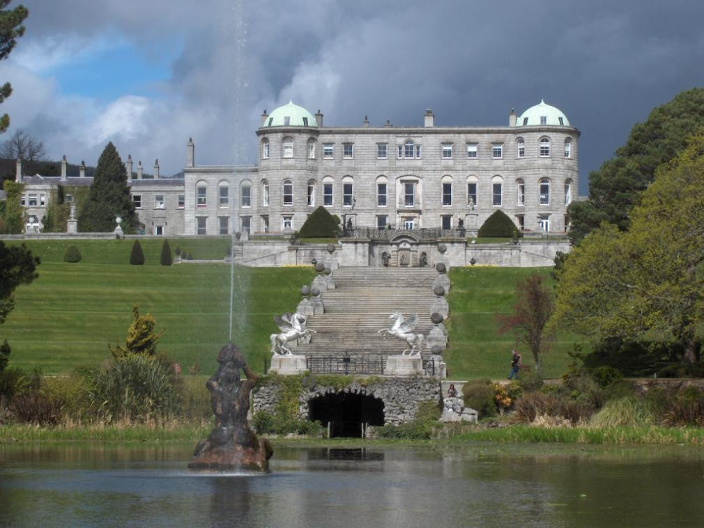 Powerscourt House & Gardens景点图片