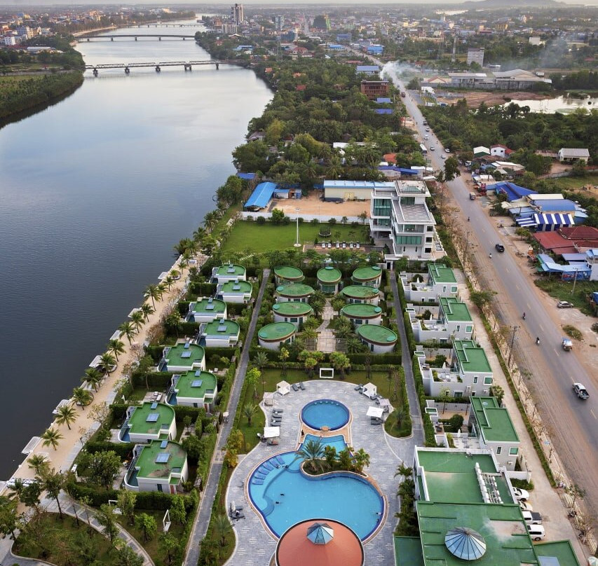 Castle Bayview Resort & Spa