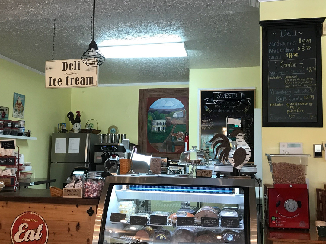 Red Rooster Country Store