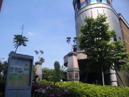 The Osamu Tezuka Manga Museum-宝冢市必去景点