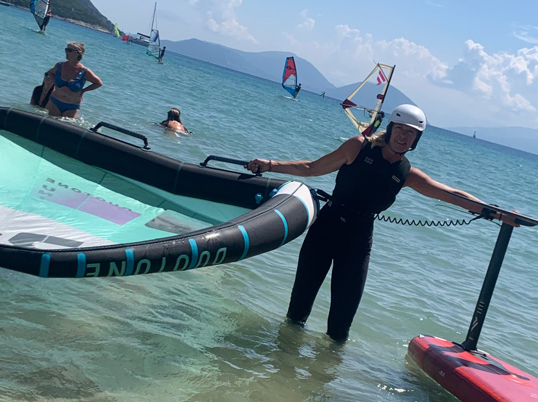 Surf School-Vasiliki必去景点