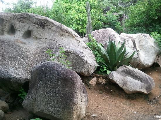 Ayo Rock Formations-奥腊涅斯塔德必去景点