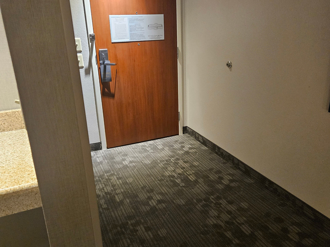 Courtyard By Marriott Newport News Airport主图