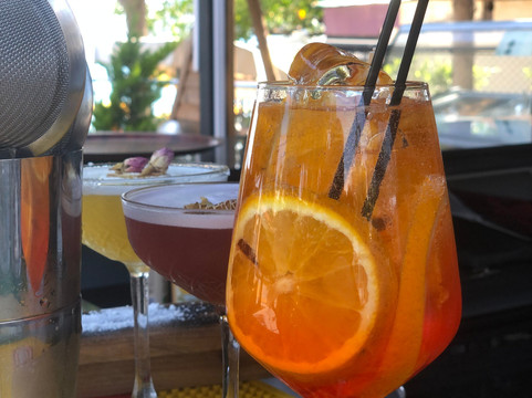 Serenity Garden Restaurant & Cafe主图