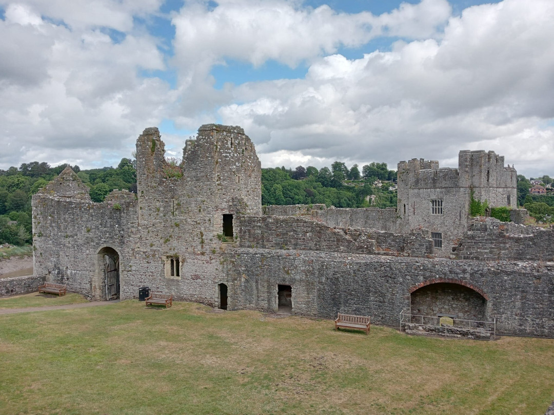 Chepstow Castle景点图片