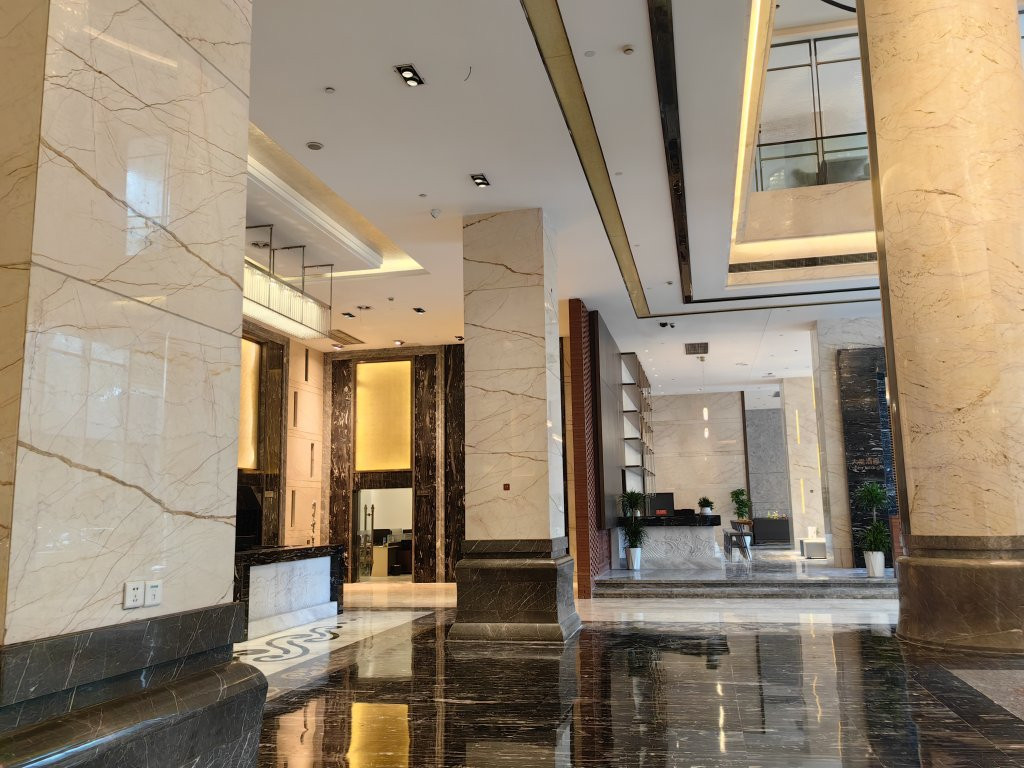 都江堰皇冠假日酒店-都江堰市必去景点