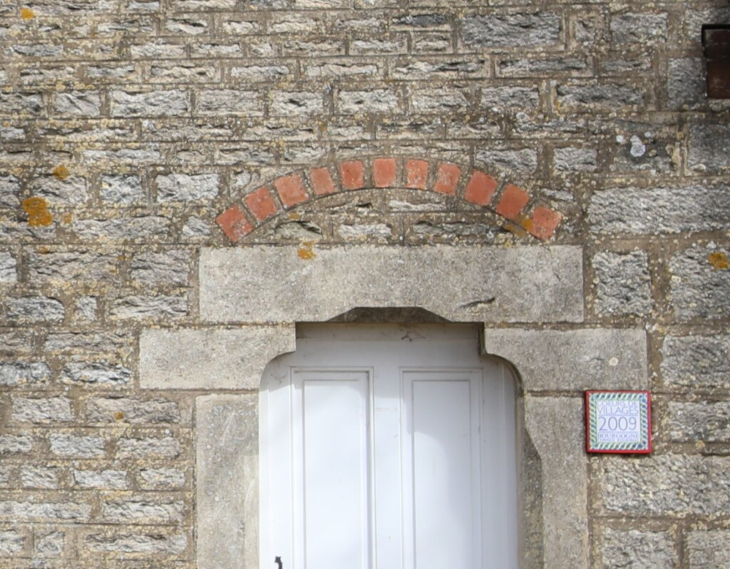 Mairie de Savianges景点图片