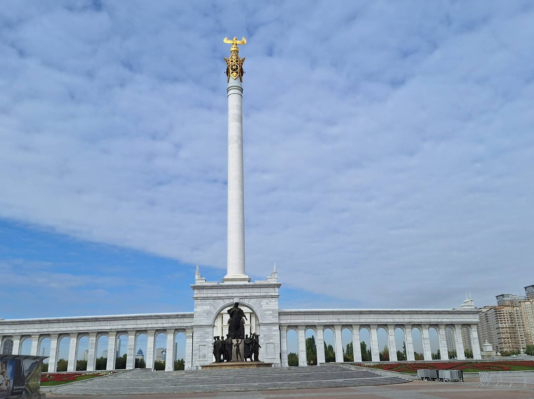 Independence Square and Kazak Eli Monument-努尔苏丹必去景点