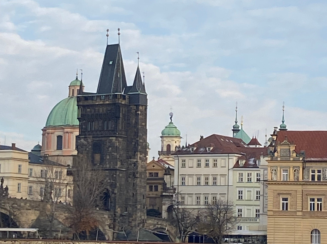Vltava Cruise Boat-布拉格必去景点