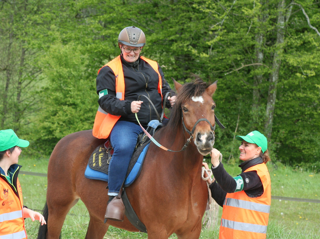 Ferme Equestre de la Chenaie-Givonne必去景点