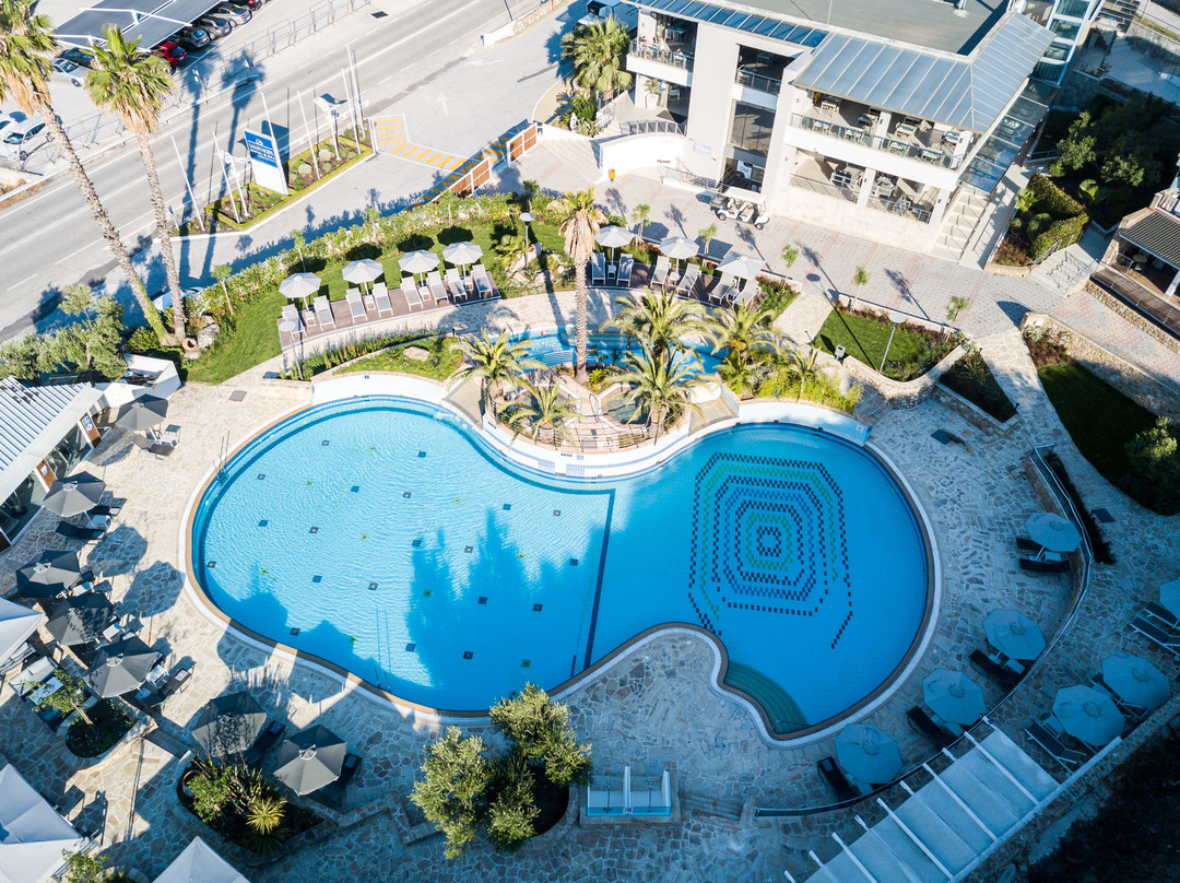 Lagomandra Hotel & Spa主图