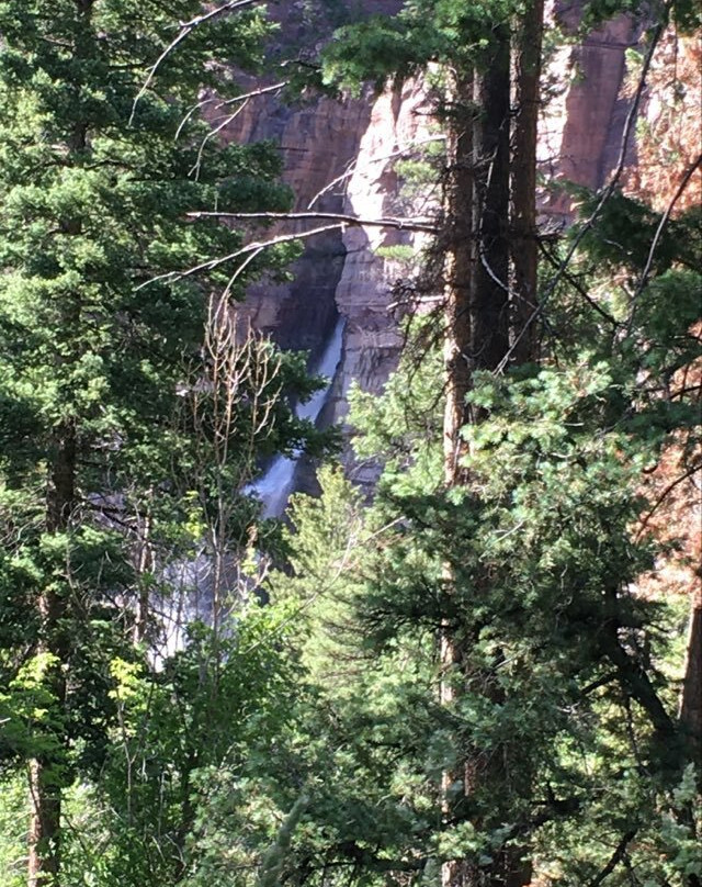Cascade Falls Park-乌雷必去景点