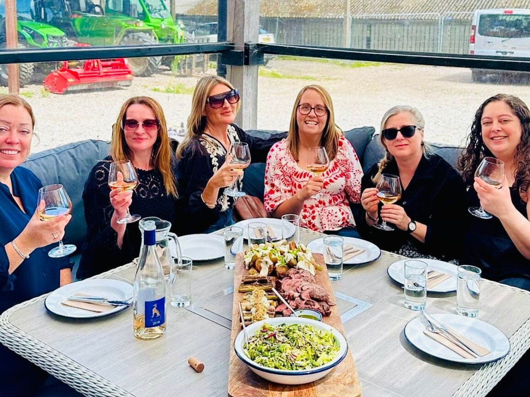Vine + Country Wine and Food Tours-St Leonards-on-Sea必去景点