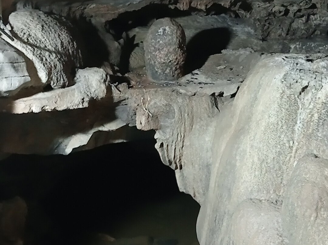 Belum Caves景点图片