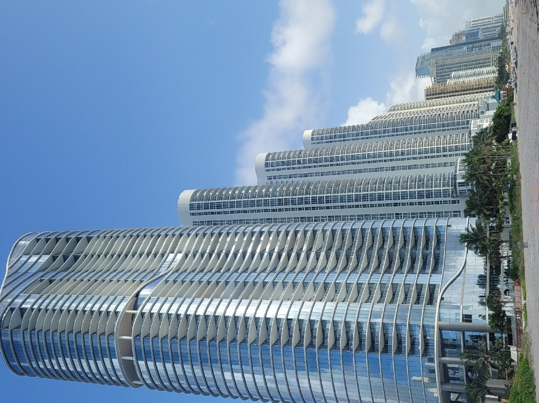 Solara Surfside Resort