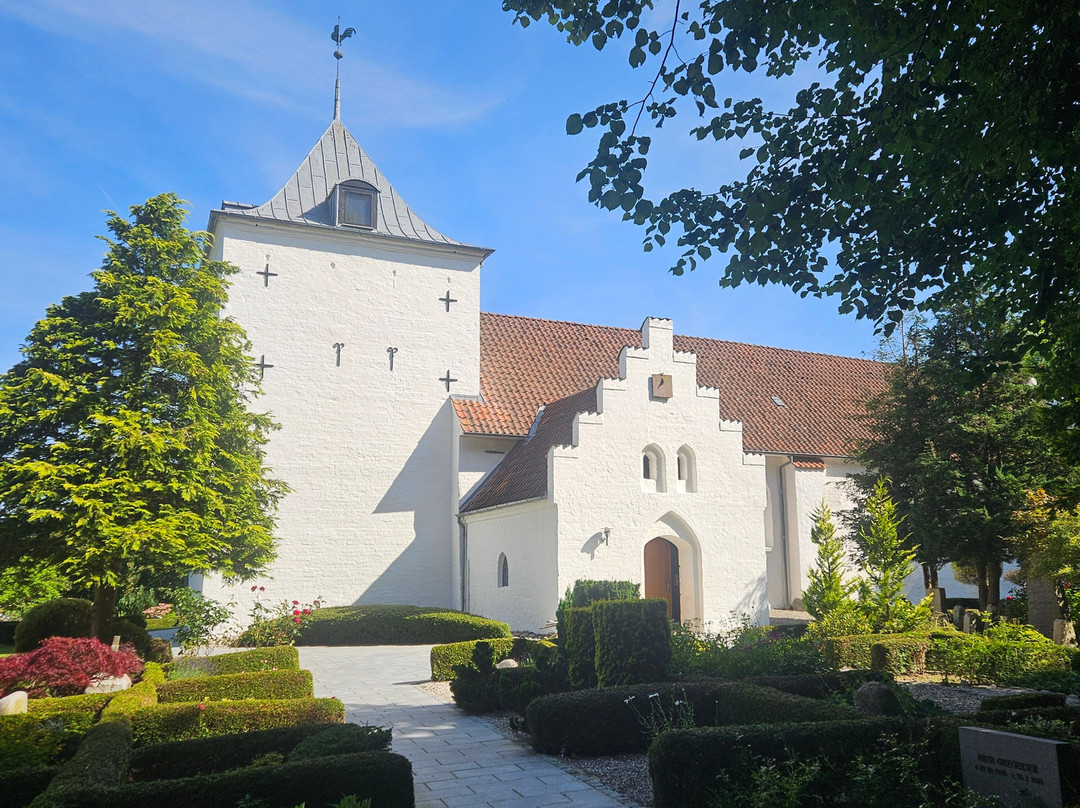 Ormslev Church景点图片