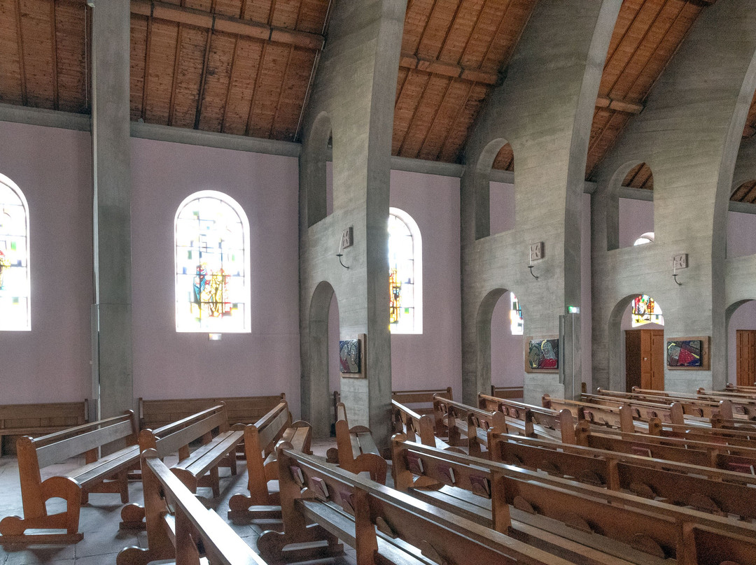 Eglise Saint-Barthélémy-热拉尔德梅必去景点