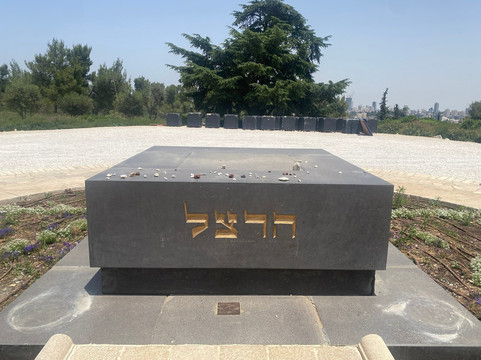 Slava Bazarski Tour Guide in Israel-特拉维夫必去景点