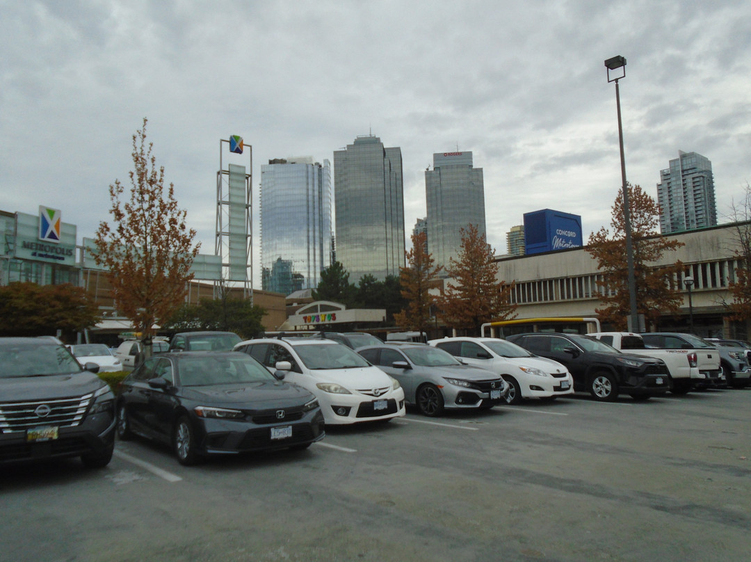 Metropolis At Metrotown-本那比必去景点